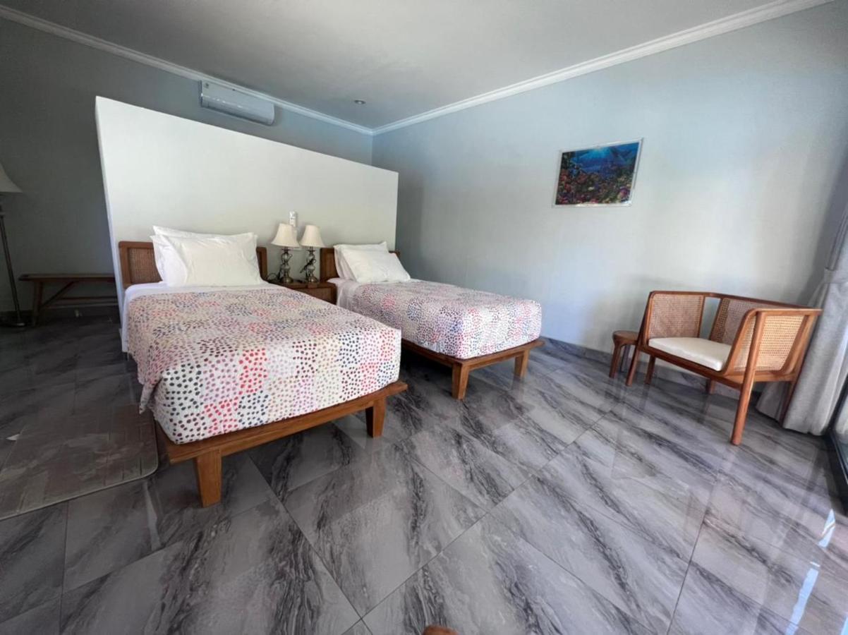 Lunar Dive Resort: Bamboo Villas Kubu Bagian luar foto