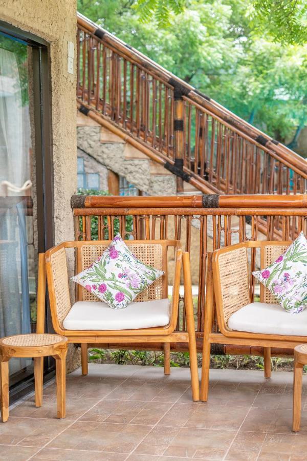 Lunar Dive Resort: Bamboo Villas Kubu Bagian luar foto